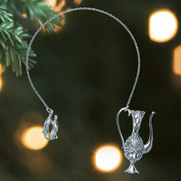 Классная идея для подарка на Новый год – 2026: украшения с символами процветания и изобилия