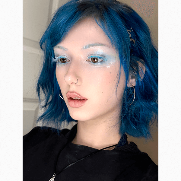 Смелый, дерзкий, праздничный: 7 главных трендов новогоднего макияжа – 2026