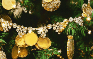 Финансовый гороскоп на декабрь 2025: бездумные траты или удачные вложения?