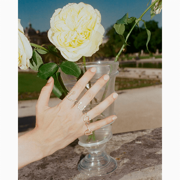 Классная идея для подарка на Новый год – 2026: украшения с буквами и цифрами