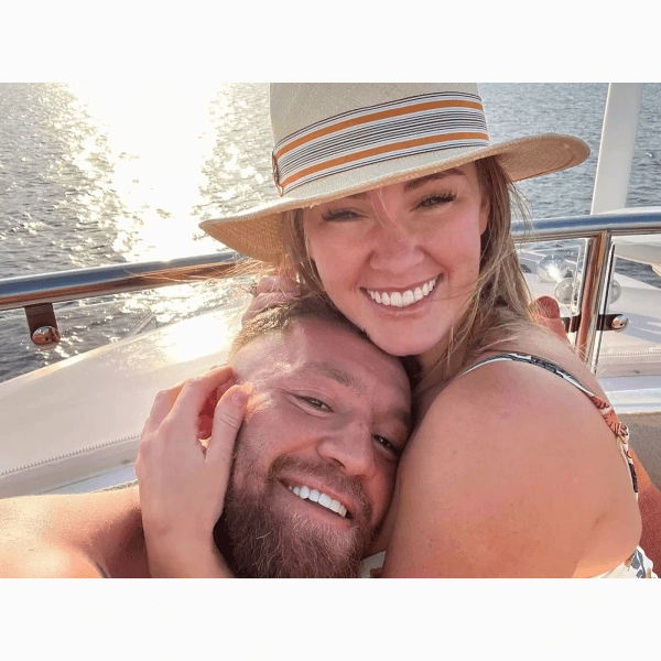 Конор Макгрегор женился после 17-летнего романа