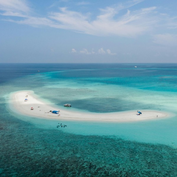 песчаная коса Мальдивы