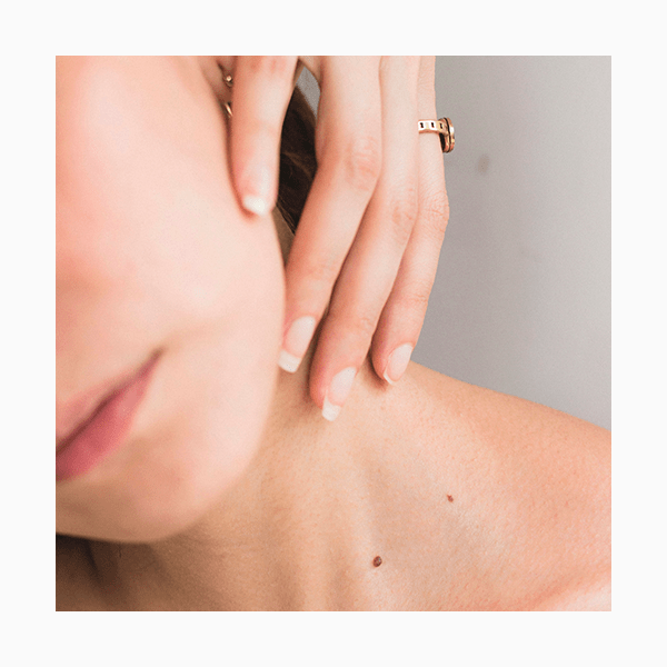 Утро после праздника: 10 экспресс-методов, которые помогут вернуть коже свежесть