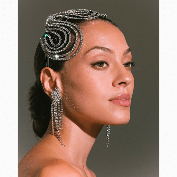 10 простых причесок для новогоднего корпоративa, которые сделают вас звездой вечера