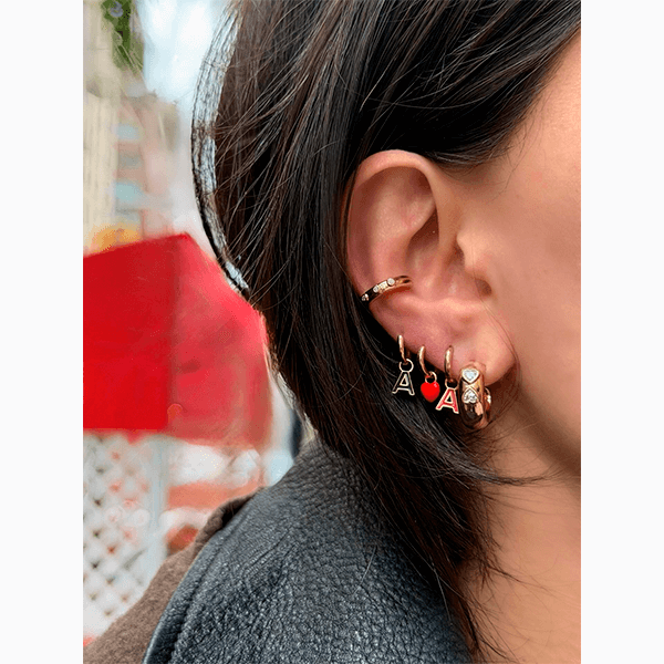 Классная идея для подарка на Новый год – 2026: украшения с буквами и цифрами