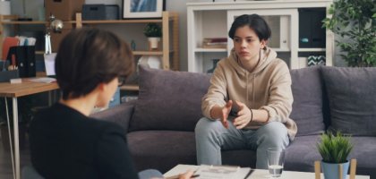 Как понять, что ребенку нужна помощь психолога