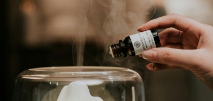 Можно ли добавлять эфирное масло, кондиционер или духи в увлажнитель воздуха