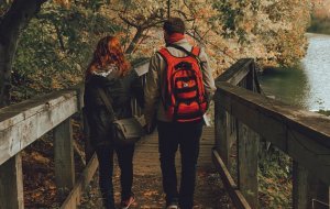 Какие женщины выбирают мужчин намного младше