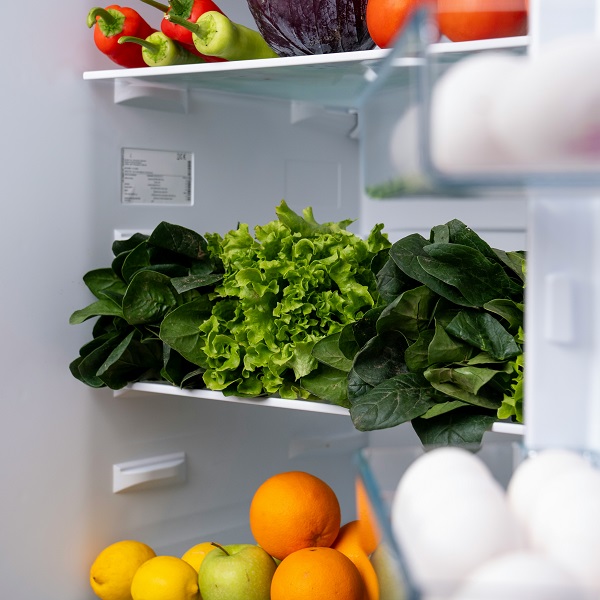 как удалить запах из холодильника