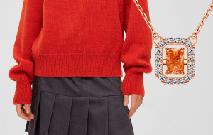 А вы отважились бы носить оранжевый цвет зимой?