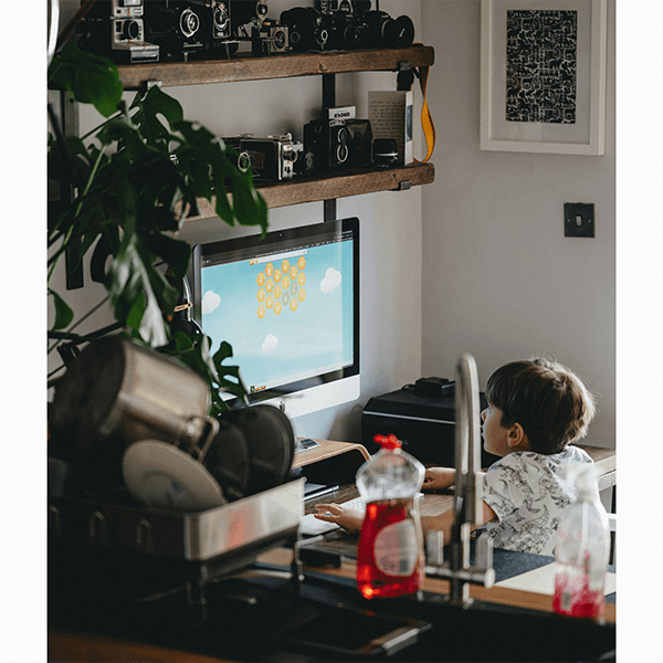 Экранное время: определяем оптимальную длительность для ребенка