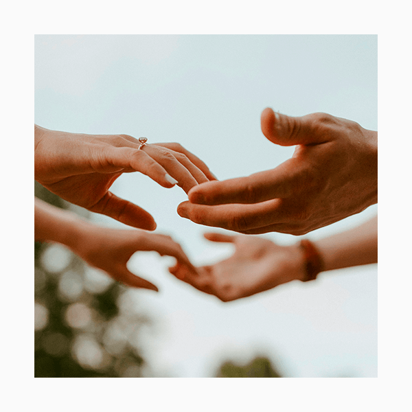 Что такое эмпатия и как отличить ее от вежливости и тревожности