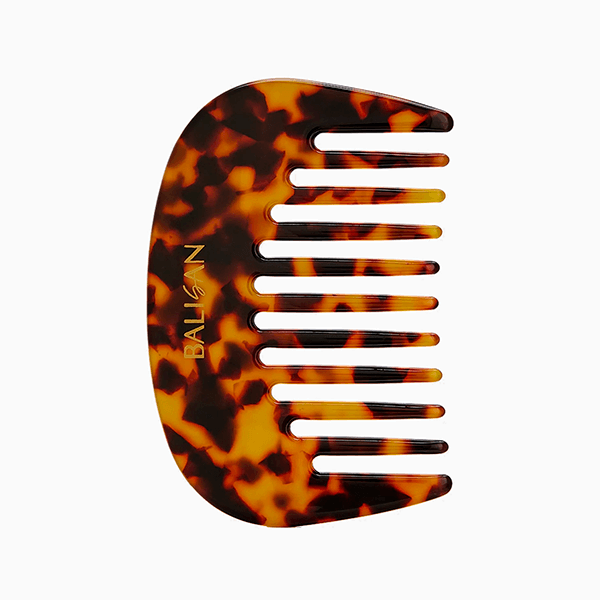 Как разобраться, какая расческа подходит вашим волосам?