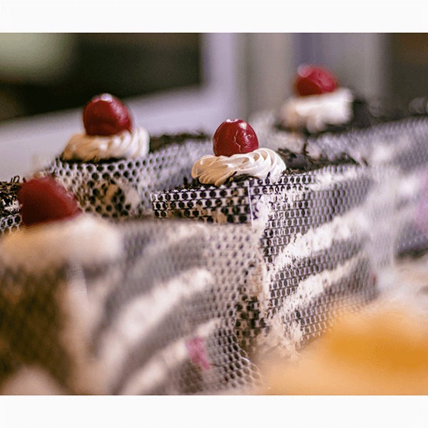 Здоровый подход к сладостям: как сделать их частью рациона и не сорваться