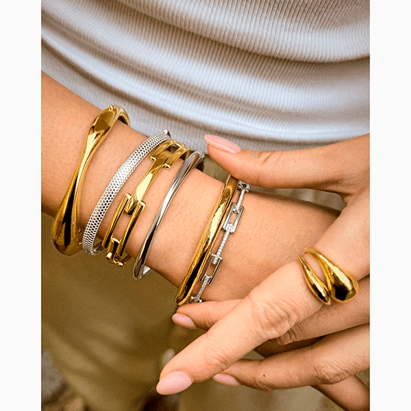 Что покупать прямо сейчас на январских распродажах?