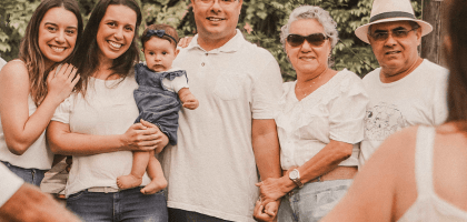 Тревожные звоночки: как понять, что муж не готов отделиться от мамы