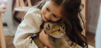 Как проявляется аллергия на кошек у детей