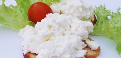 Просроченный творог: признаки испорченного творога, можно ли использовать в готовке