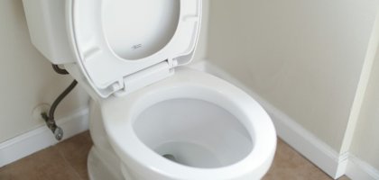 Простые методы чистки унитаза от ржавчины