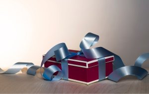 Что подарить девушке на свидании кроме цветов: идеи подарков