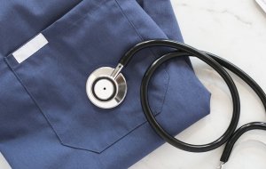 Как вести себя при обмороке