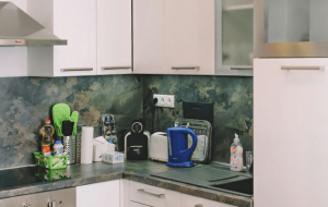 Кухонный гарнитур для маленькой кухни: как вместить все