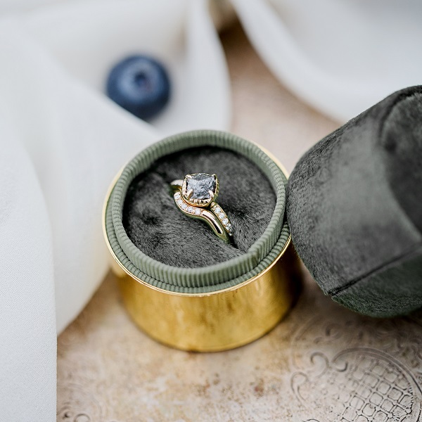 что подарить девушке на первом свидании