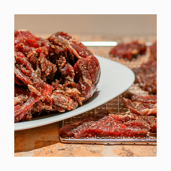 Необычные подарки на 23 Февраля: чем удивить любимого мужчину