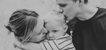 Что нельзя и что нужно обсуждать при детях? Советы для родителей