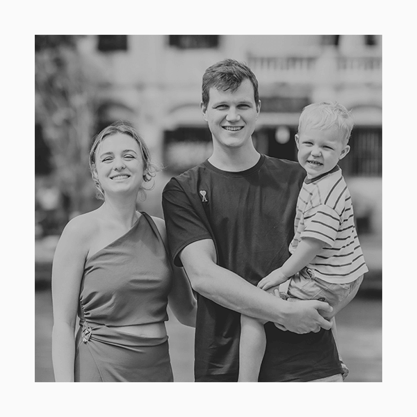 Что нельзя и что нужно обсуждать при детях? Советы для родителей