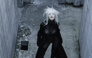 Глюкоза поделилась, почему муж поддерживает ее эксперименты с внешностью