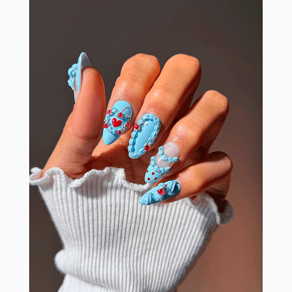 Любовь на кончиках пальцев: 10 трендовых дизайнов маникюра к 14 февраля