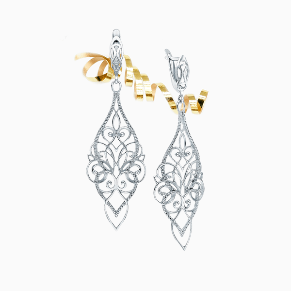 Что дарить девушке, которая обожает винтаж и редкие находки?