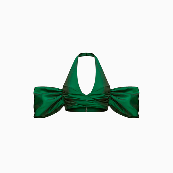 Праздники закончились, а наряды – нет: в чем идти в театр, на ужин или на свидание в День всех влюбленных?