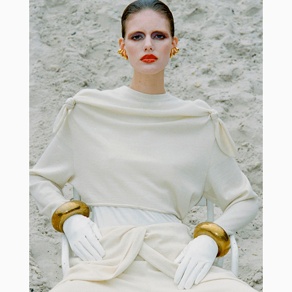 А что, если нас старит не внешность, а образ жизни?