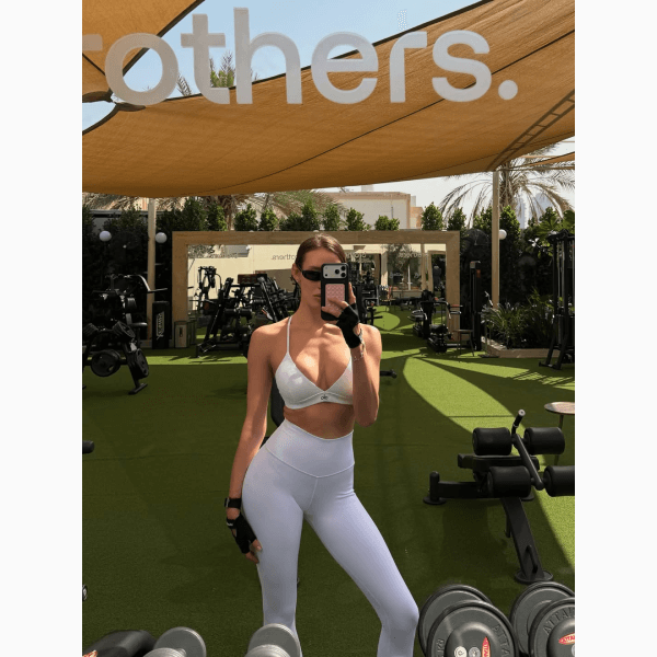 Девушка Тимати поделилась, как сбрасывает вес после родов