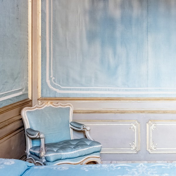 голубая спальня классический стиль