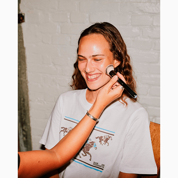 Кремовый скульптор для лица – главное средство макияжа с лифтинг-эффектом