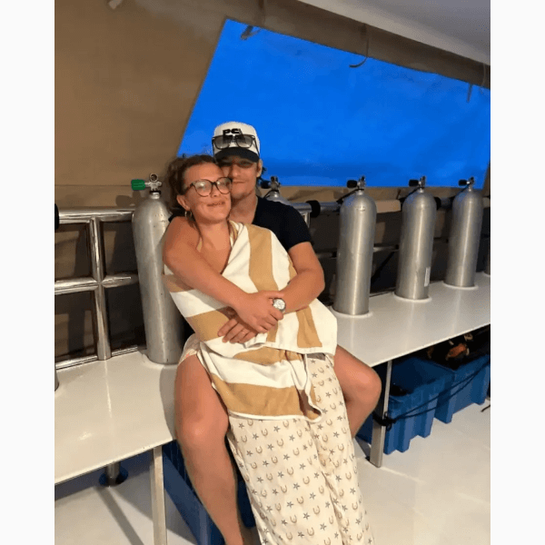 Милли Бобби Браун впервые показала дочь