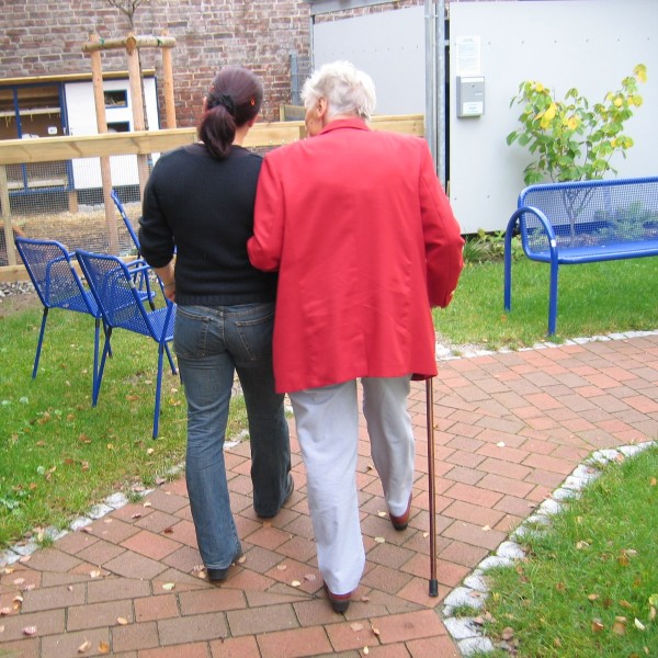 Свекровь дает слишком много советов по воспитанию: как справиться с этим?