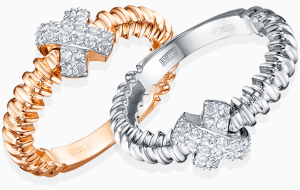 Эту тенденцию в украшениях мы сейчас встречаем повсюду