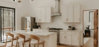 Какую вытяжку выбрать для кухни-гостиной, чтобы запахи не шли в зону отдыха