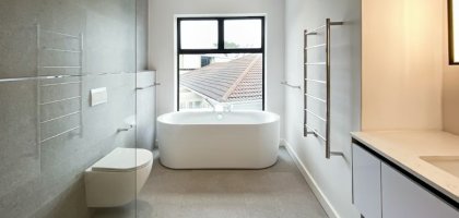 Скрытая сантехника или открытое решение для быстрого доступа?