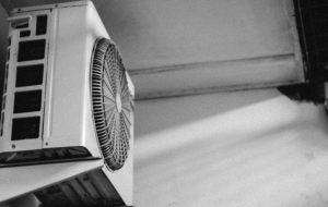 Как и куда можно установить кондиционер в квартире