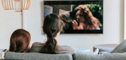 Смотреть сериалы запоем (бинджвотчинг) — вредно или нет?