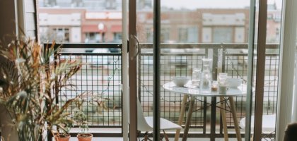 Выбираем балконное остекление: теплое, холодное или раздвижное?