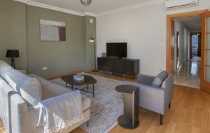 Какое напольное покрытие выбрать для прихожей