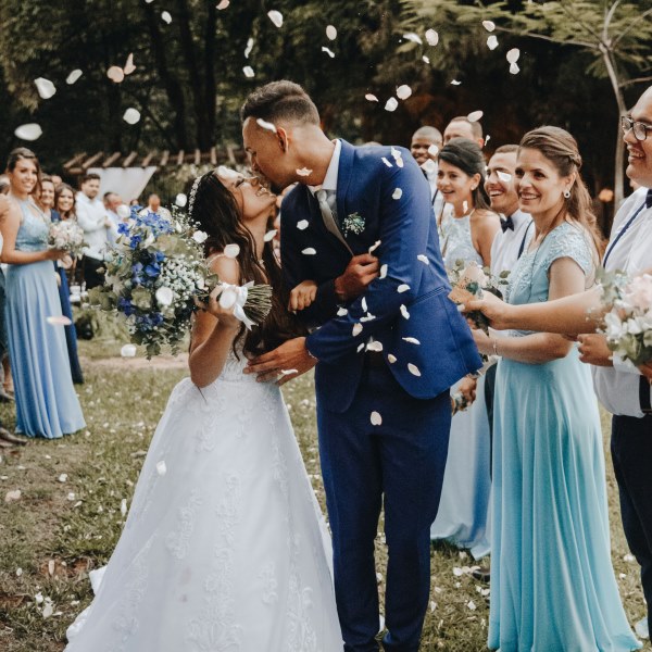 поздравление молодоженам на свадьбу от мамы