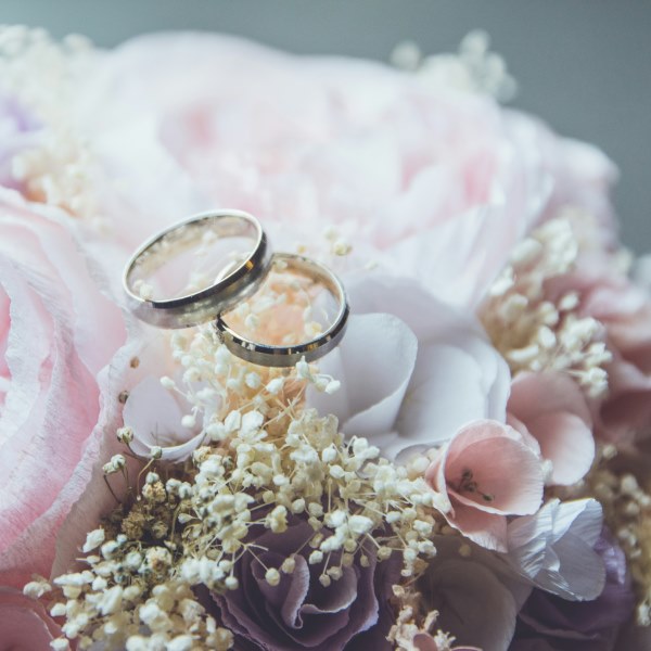 поздравление молодоженам на свадьбу от мамы