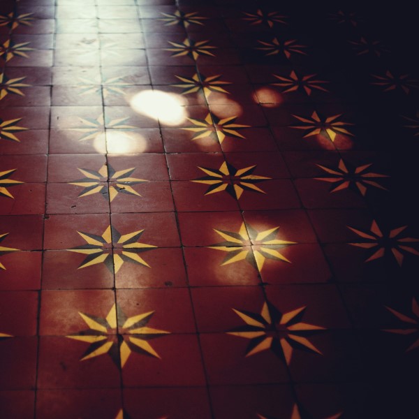 Какие напольные покрытия безопасны для аллергиков